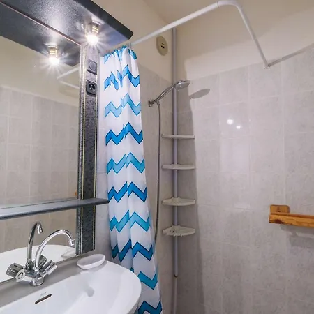 아파트 2-4 Pers. Avec Terrasse & Parking A 2 Pas Des Plages De - Fr-1-877-47 *